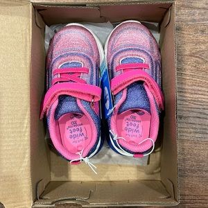 Stride rite toddler girls 7M sneakers